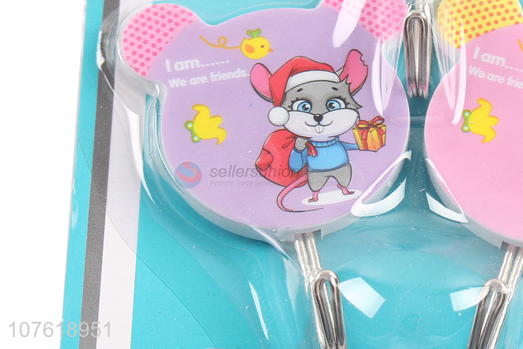 Wholesale plastic cartoon colorful cute hooks with high quality