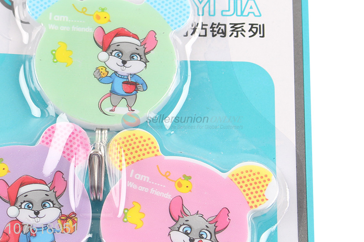 Wholesale plastic cartoon colorful cute hooks with high quality