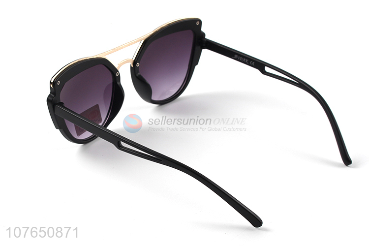 New Style Unisex Sunglasses Elegant Eyewear Outdoor Eyeglasses