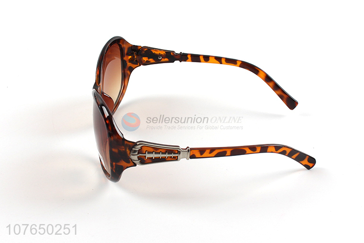 High Quality Fashion Atmosphere Sunglasses Holiday Sun Glasses