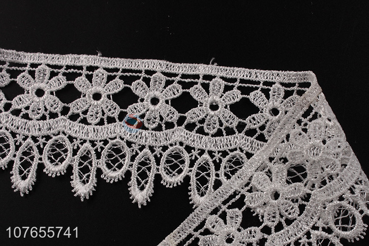 Hot sale white flower wide  ribbon knitting lace trim