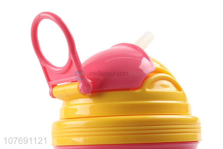 Wholesale kids driking bottle food grade water bottle with straw