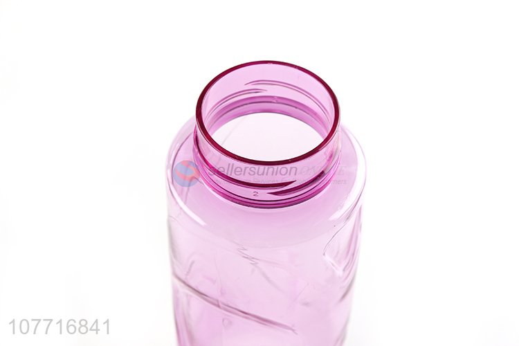 New Arrival Plastic Water Bottle Portable Sports Bottle