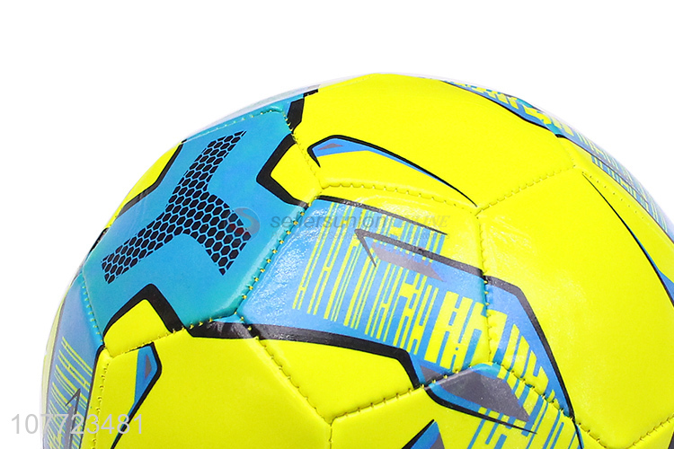 The latest yellow toy ball No. 5 football for children