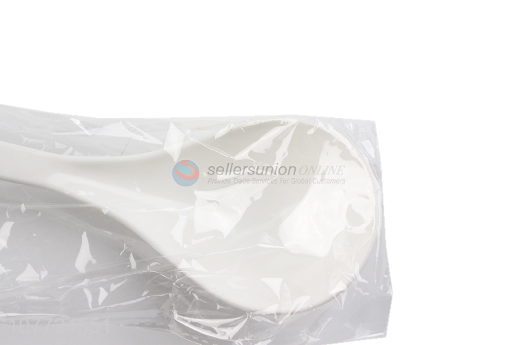 New arrival food grade bpa free plastic spoon for restaurant buffet