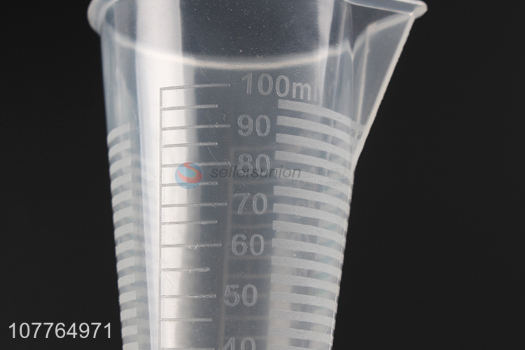 Wholesale 100ml plastic measuring cup measuring cup jug