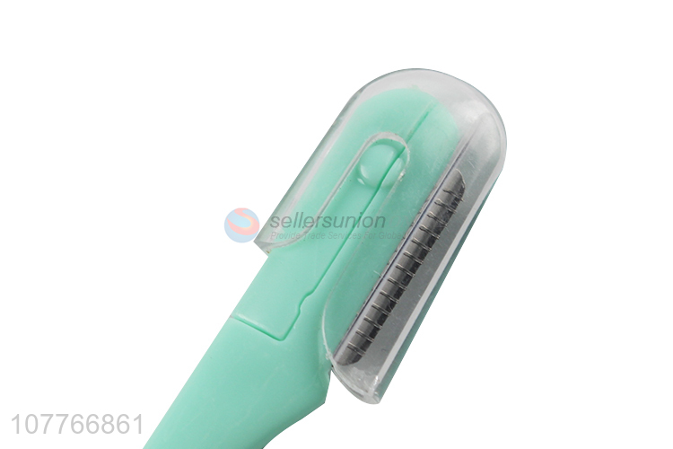 Factory direct makeup beauty tools curved handle with mesh eyebrow trimmer