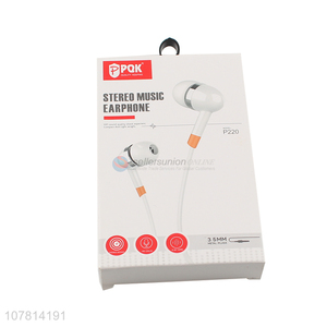 Wholesale white universal wired in-ear headphones