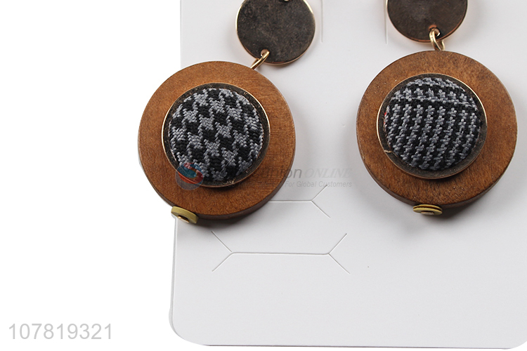 Wholesale vintage houndstooth pattern wooden geometric earrings