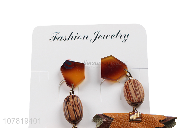 Hot sale vintage handmade pu leather wooden bead statement earrings