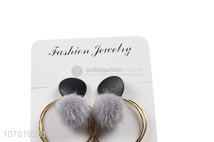 Wholesale chic elegant real fur metal circle earrings women jewelry