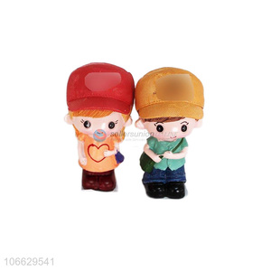 Hot Selling Room Decoration Lovely Couple Resin Crafts