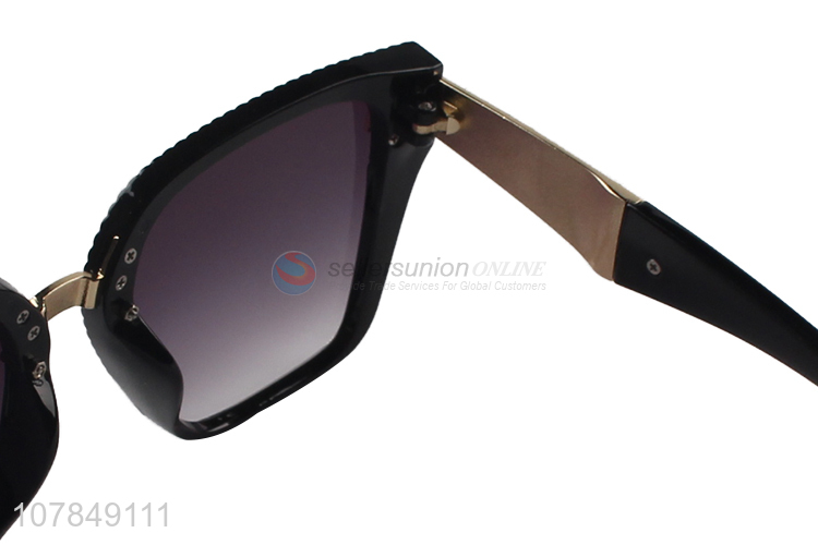 Custom Modern Sunglass Fashion Eyewear Mens Sunglasses