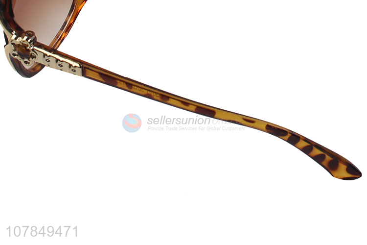 Popular Leopard Print Sunglasses Fashion Eyewear For Women