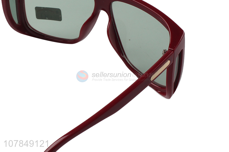 China Factory Wholesale Plastic Sunglass Fashion Eyeglasses