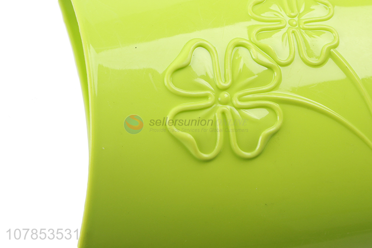 Good wholesale price green plastic universal drinking cup