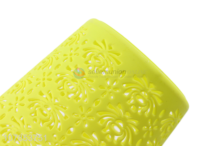 Yiwu Direct Sale Green Plastic Hollow Home Storage Basket