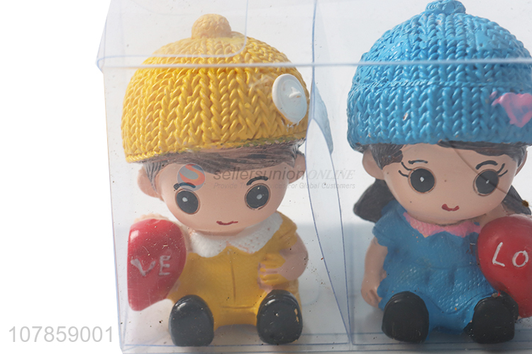 Competitive price creative resin doll resin figurine for gifts