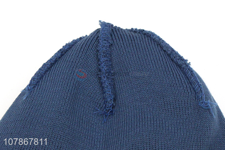 Yiwu wholesale blue winter cold-proof knitted hat melon hat