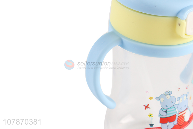 Hot selling children straw water bottle drinking bottle with handles