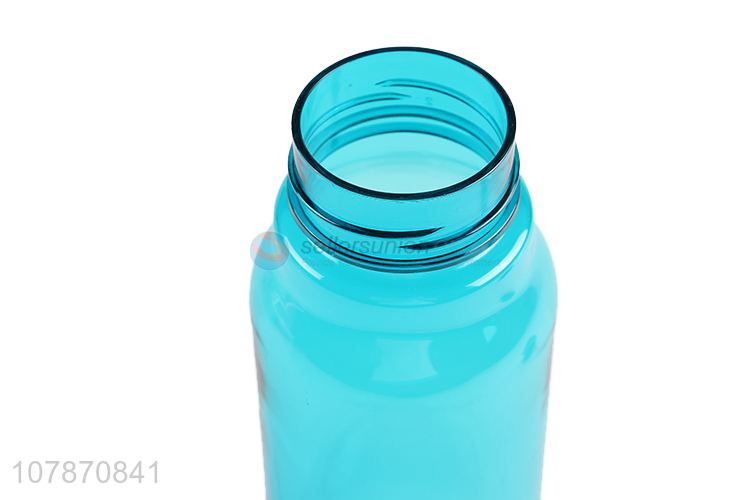 Good quality leakproof plastic water bottle space bottle cup