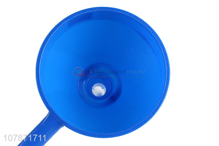 Factory direct sale kitchen tools plastic oil funnel with handle