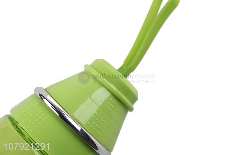 New arrival green portable plastic water bottle water cup