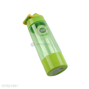 Factory customized green plastic portable sports bottle