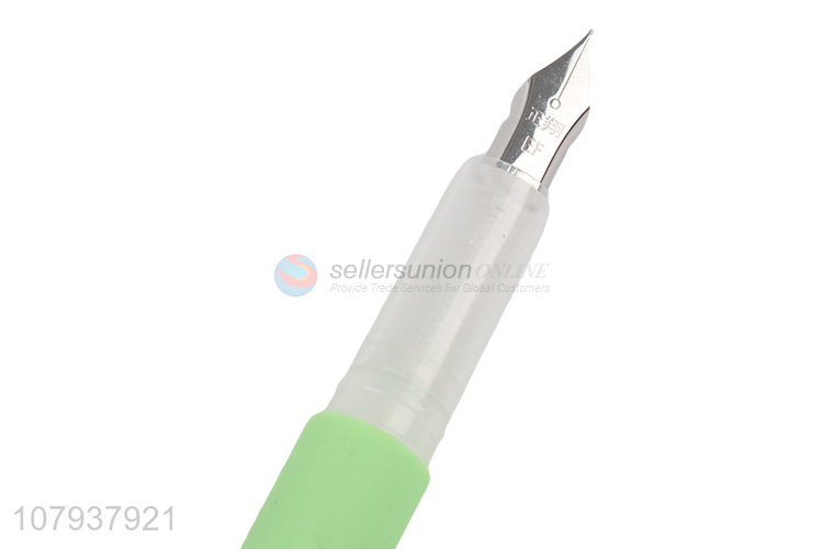 New arrival green signature fountain pen writing pen with ink sac