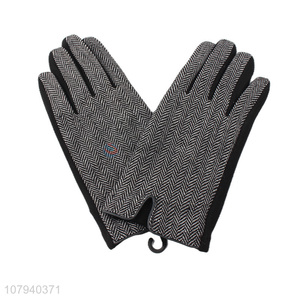 Yiwu market women winter gloves herringbone driving gloves for cycling