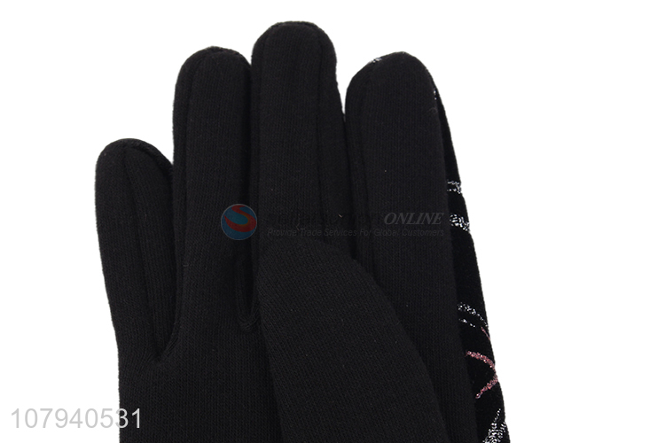 Latest arrival women winter gloves fashion printing suede thermal gloves