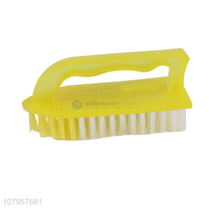 New arrival yellow laundry brush universal plastic hanging brush