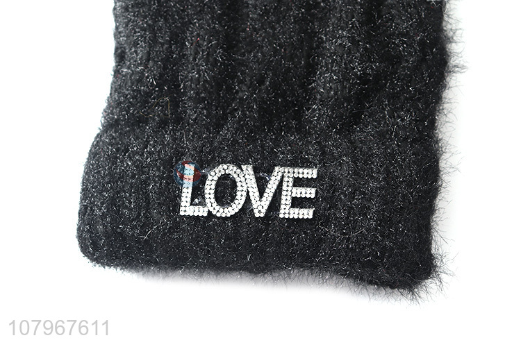 Yiwu market ladies autumn winter thickened knitted beanie with rhinestone