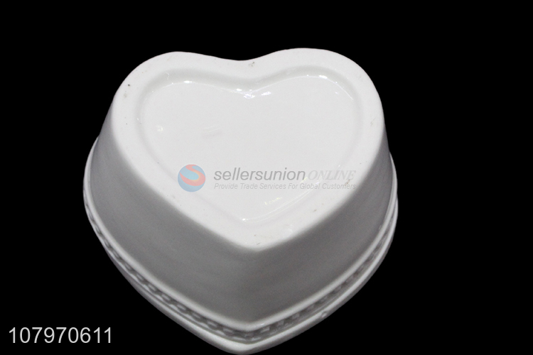 China factory heart shaped porcelain jewelry case round ceramic ring box