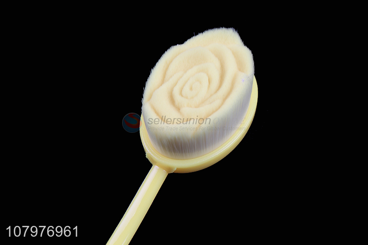 Unique Design Rose Shape Makeup Brush With Plastic Handle