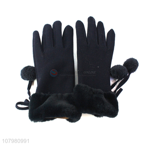 Popular Comfortable Winter Warm Gloves With Pompon Ball For Women