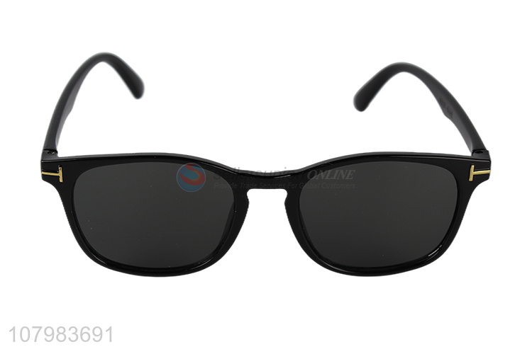 Good Quality Black Sunglasses Fashionable Eyeglasses For Summer