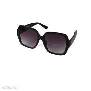 Best Quality Leisure Sunglasses Fashion Adults Eyewear