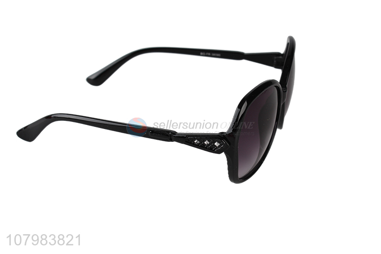 Popular Fashion Black Sunglasses Summer Leisure Holiday Sun Glasses