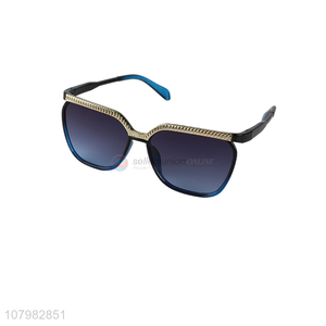 Cool Design Blue Sunglasses Fashion Eyewear For Summer