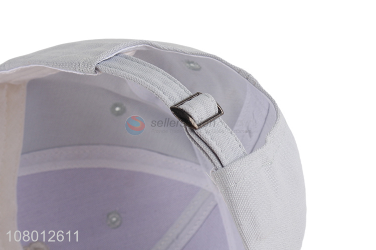 China supplier trendy embroidered baseball cap sun hat wholesale