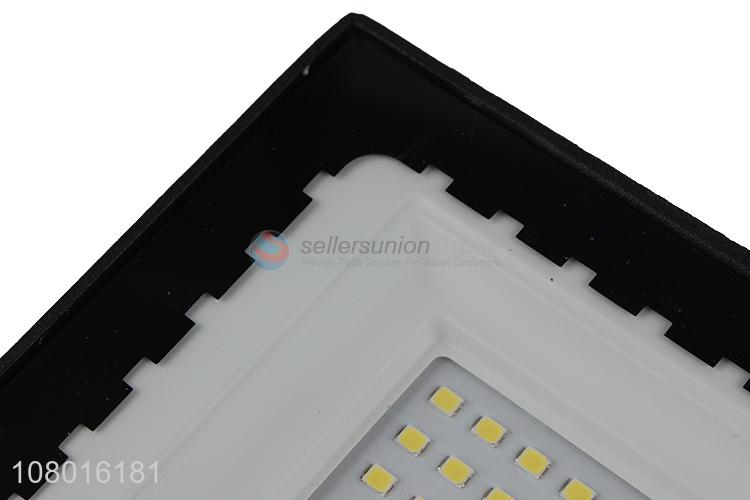 Yiwu direct sale LED flood light multi-purpose lighting