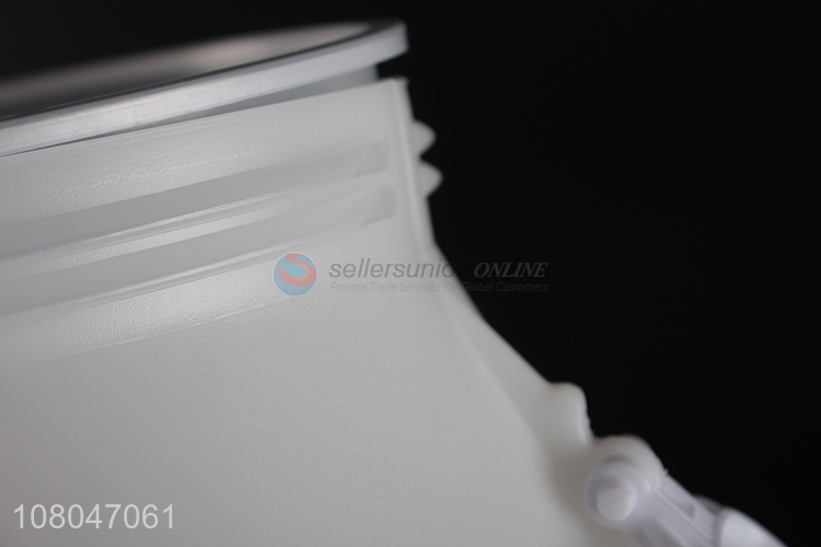 Factory Price 25L Spiral Bottle Plastic Barrel Packaging Container