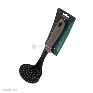 Good quality kitchen supplies eco-friendly nylon potato masher press ricer