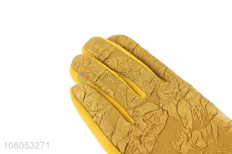 New arrival yellow fashion portable outdoor gloves for ladies