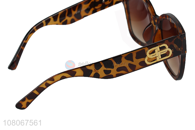 China products UV400 protection fashion leopard print sunglasses