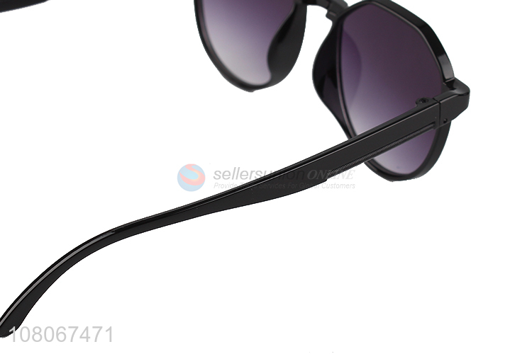 Latest arrival polarized sunglasses women men sunglasses for vacation