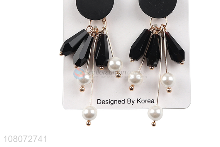 Factory direct sale fashionable pearls pendant women earrings