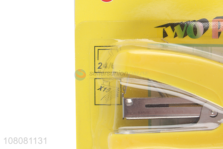 Wholesale desktop stapler 15 sheet capacity 24/6 stapler with staples