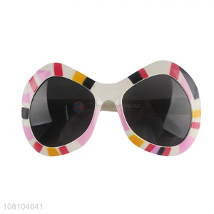 Recent design novelty party sunglasses summer outdoor sunglasses